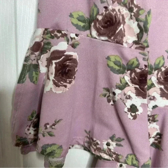Eclipse Wrap Top  Floral Pink / Mauve Size Medium - Picture 11 of 16